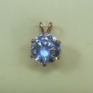 Vintage costume solitaire Sparkling CZ Diamond Pendant rabbit bail‎